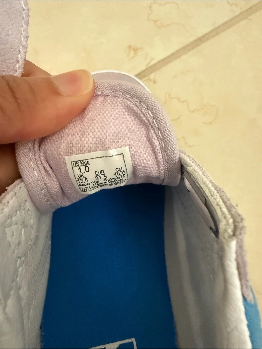 Vans Frozen Kids Velcro Sneakers size 1